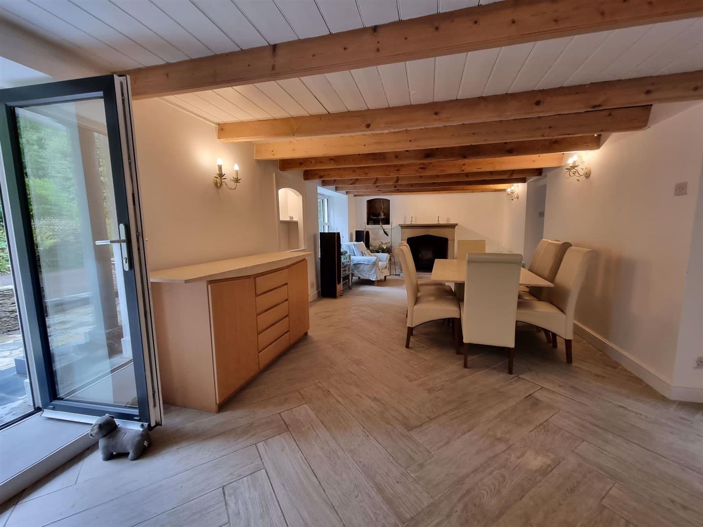 4 bed property in , Truro